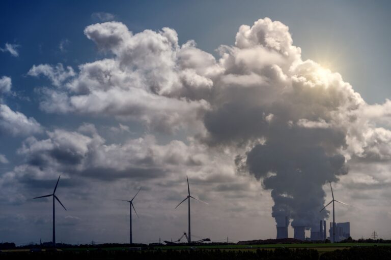 Faut-il encore investir dans les énergies fossiles ?