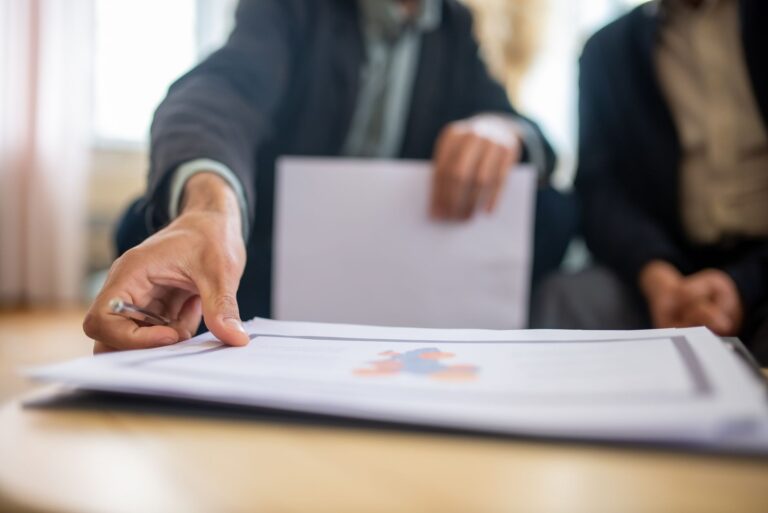 Plus-value manquée sous mandat : ce qui ne suffit pas à obtenir réparation